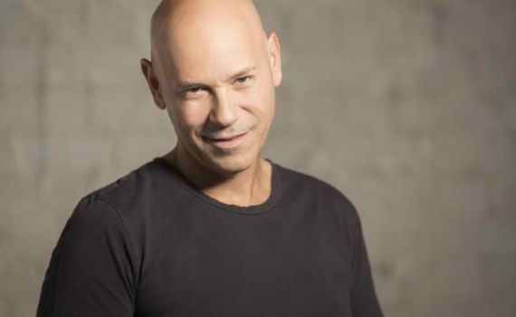 רפואה שלמה: הזמר רמי קלינשטיין נפצע בתאונה