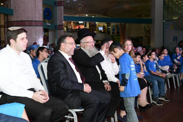 "עלינו לחזק את ההיכרות עם ההלכה כבר מינקות"