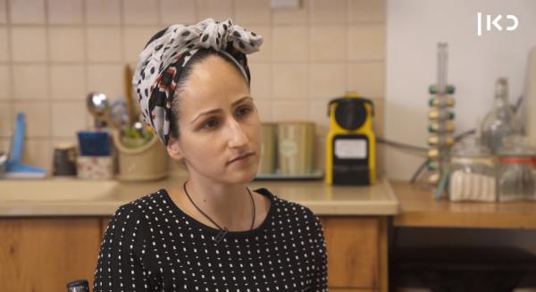 צפו: בעלי עם קעקועים ואני דתייה עם מטפחת