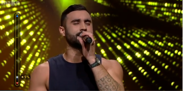 צפו: המתמודד שהרים את המסך עם ביצוע לחנן בן ארי