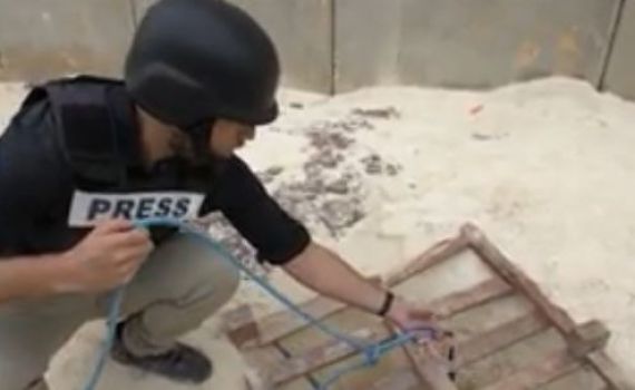 צפו: רשת CNN תיעדה את מנהרת הטרור בגבול ישראל