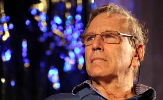 הסופר ואיש הרוח עמוס עוז הלך לעולמו