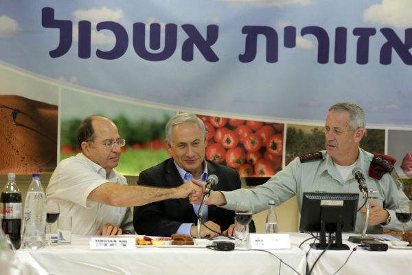 גנץ: "בניגוד לפרסומים, לא נשב בממשלה עם נתניהו"