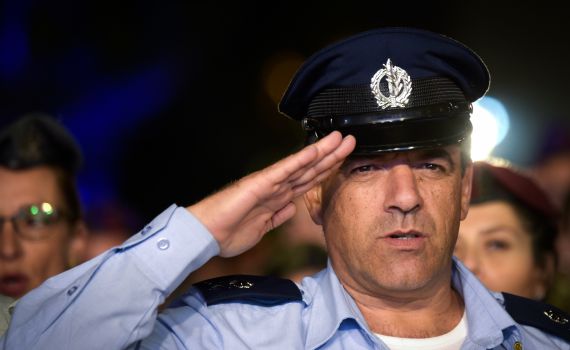 מפקד חיל האוויר בטור פרידה מרונה רמון/ הספד