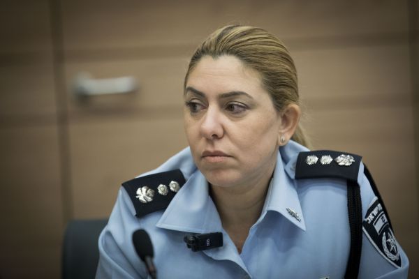 יחד עם אלשיך, גם דוברת המשטרה הולכת הביתה