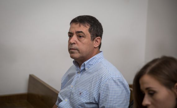 "קשה לי לראות מה נהיה ממך": עימות בין חיים רמון לבן כספית. האזינו