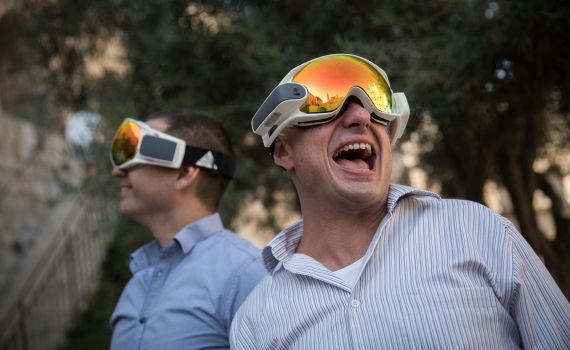 שידור חי מישיבת הכותל: מה היחס לתרבות המסכים