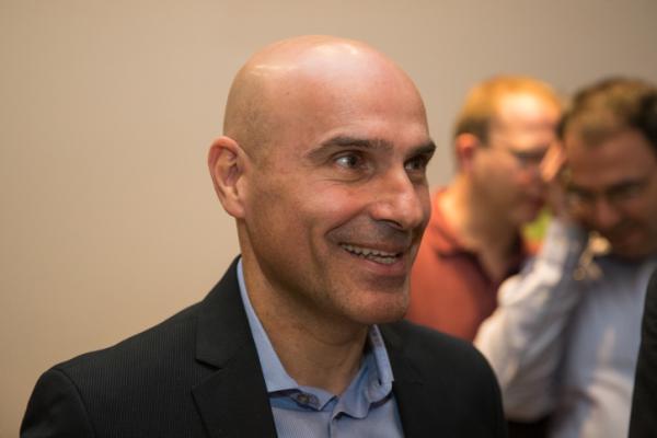 מהמרים על היו"ר: תגובות מעורבות על פרשת אפי נווה