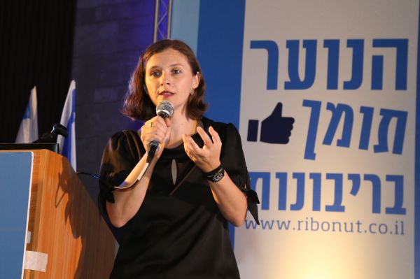 שרה העצני לסרוגים: 'הייתה לי זכות לחיות לאורו'