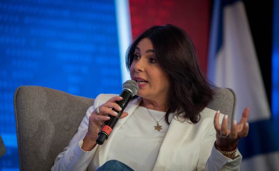 בכולנו לועגים למירי רגב: חושבת שמחנה הימין טיפש