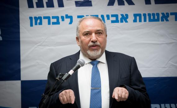 ליברמן לגנץ ונתניהו: "אזרחי ישראל לא יסלחו לכם"