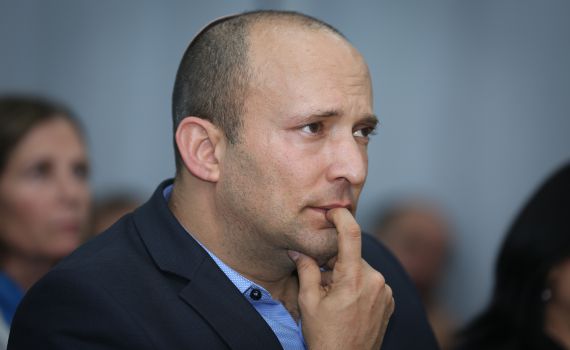 "דיקטטורה מסודרת": בנט על מפלגה בלי פריימריז