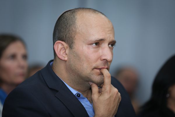 "דיקטטורה מסודרת": בנט על מפלגה בלי פריימריז