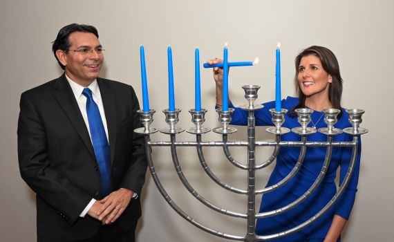 היילי: "טראמפ שאל אותי על איזה מדינות צריך לצעוק"