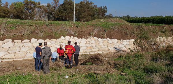 גופה בנחל אלכסנדר, חשש כי מדובר בנעדר