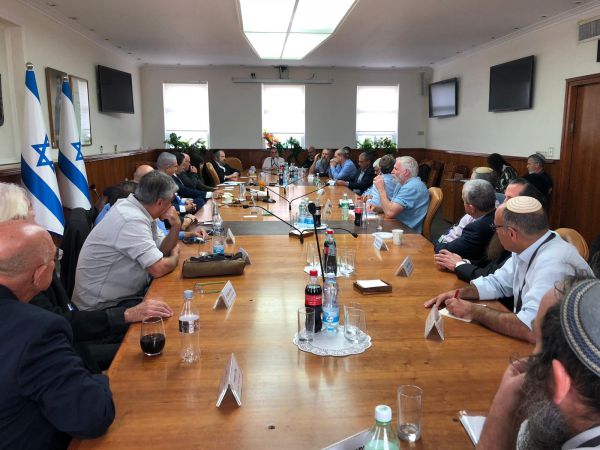 נתניהו לראשי יו"ש: "זה קרב על הבית"