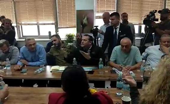 צפו: יוסי דגן התפרץ במאה קמ"ש על ציפי לבני