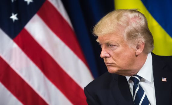 "טראמפ השבית את הממשל בגלל 'התקף זעם'"