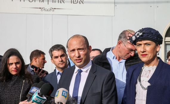 שתיקה רועמת: למה בנט ושקד לא מדברים?