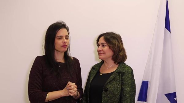 איך מבטאים את השם של הרכש החדש של בנט ושקד?