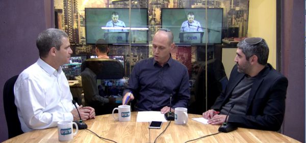 גל הירש באולפן סרוגים: "לא נרד מאיו"ש לעולם"