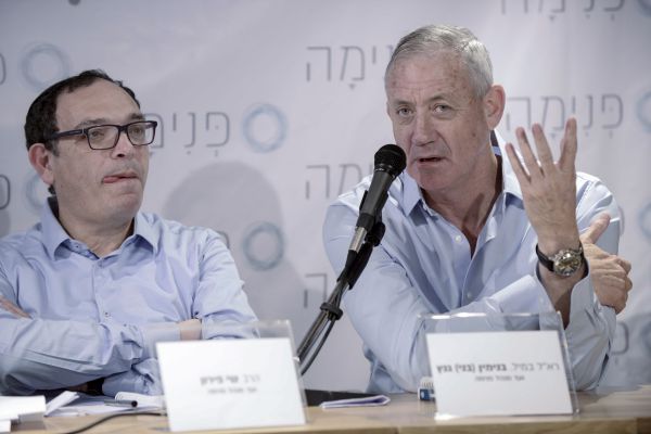 לקראת נאום גנץ: צפוי להתייחס לציונות הדתית