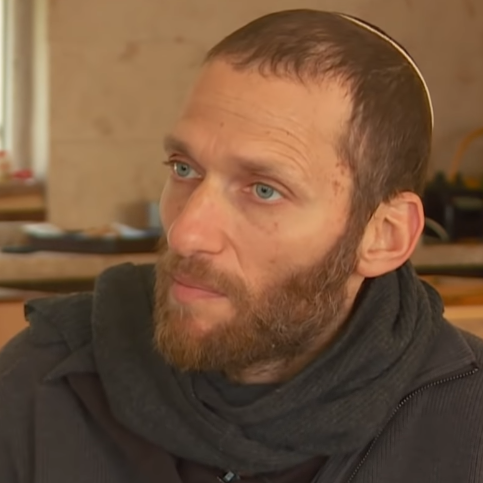 המסע הרוחני של שפר: "עולם הכדורסל הגביל אותי"