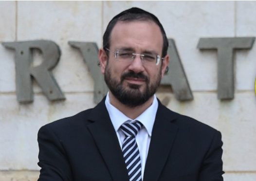 ראש מועצה חרדית: החוק? נפעל לפי הוראת הרבנים