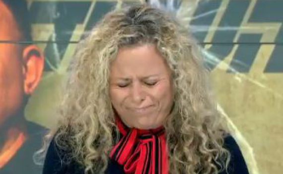 צפו: הח"כית מהעבודה פורצת בבכי בשידור חי