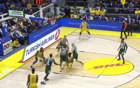 כמו בימים הגדולים: מכבי ניצחה את פנאתינייקוס. צפו