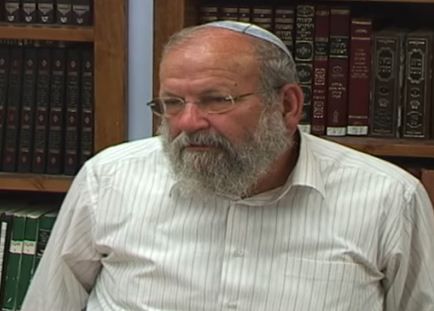 צפו: מה קרה בפגישה של הרב אלישע עם הרב שך?