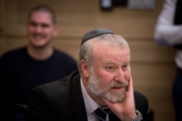 היועצים המשפטיים נגד חוק המצלמות של הליכוד