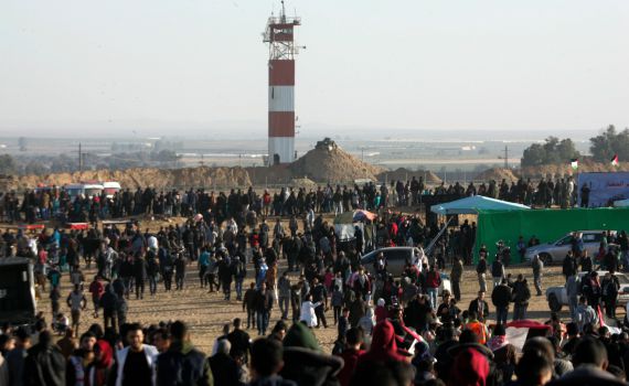 הפגנות אלימות בעזה; צה״ל תקף פעמיים, חייל נפצע קל