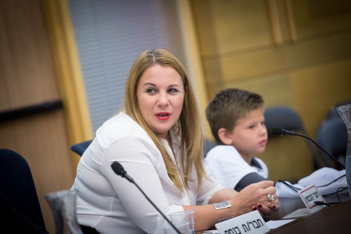 ח"כית ראשונה פורשת מ'התנועה'