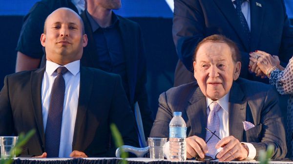 "שלדון אדלסון עומד מאחורי הקמת 'הימין החדש'"