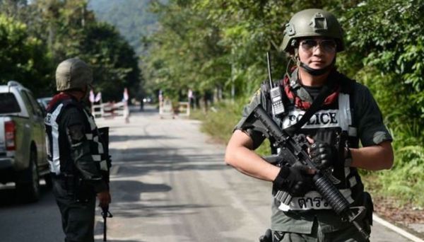 זוועה בתאילנד: אדם רצח 6 מבני משפחתו והתאבד