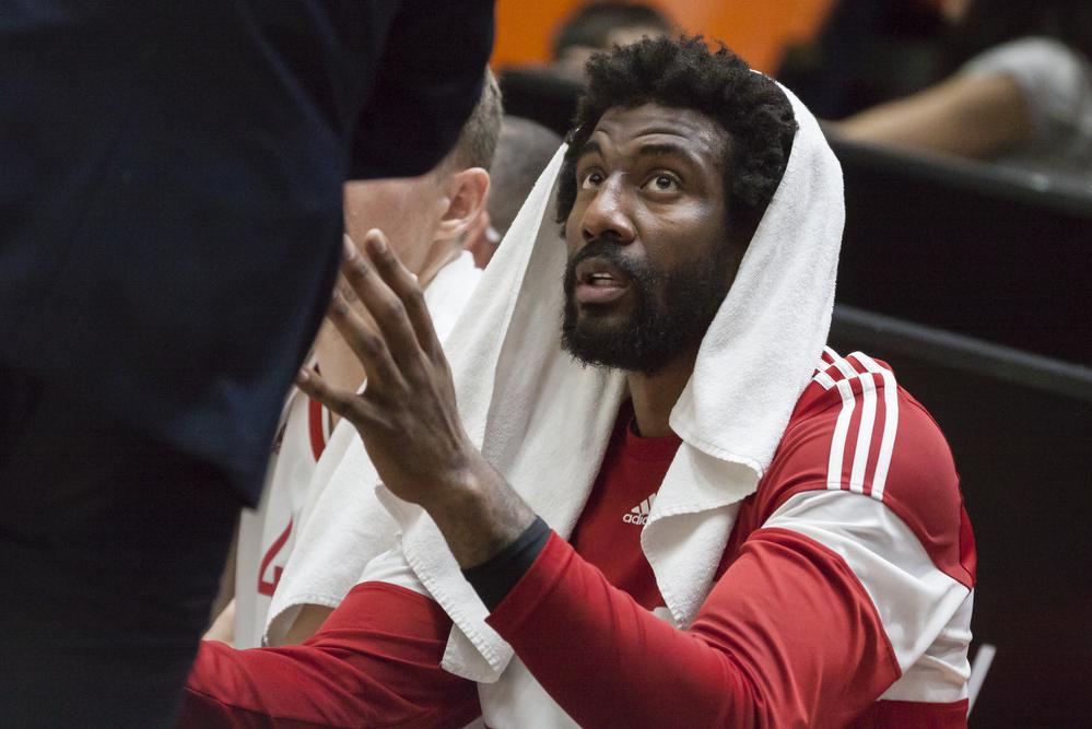 סטודמאייר מתחזק ומתעטף בציצית "שומרת עלינו"