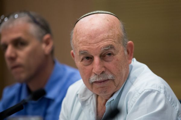 ניסן סלומינסקי הודיע על פרישה מהחיים הפוליטיים