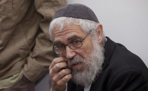 החל הליך שלילת התואר "רב" מהרב מוטי אלון