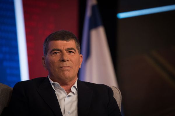 סופית: גבי אשכנזי מצטרף לפוליטיקה