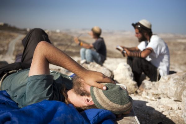 מי שאוהב את נוער הגבעות לא יכול לפרגן להם