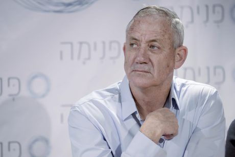 "נתניהו הוא לא מלך": עיקרי נאומו של בני גנץ