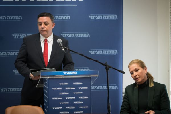 גבאי חושף: למה החלטתי להשפיל את לבני בפומבי