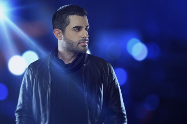 משה כורסיה בקליפ חדש – "עוד יום שעובר"