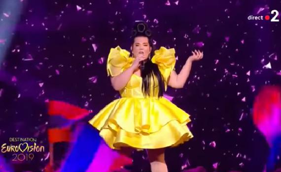 צפו: מפגינים נגד ישראל פרצו להופעה של נטע ברזילי