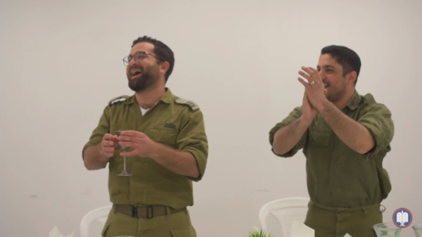 מנחשים? אלו שירי השבת האהובים בצה"ל