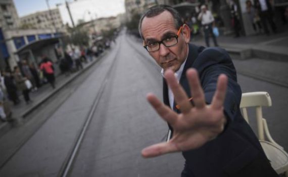 ישי לפידות ואריק דביר בחידוש ללהיט ריקודי העם