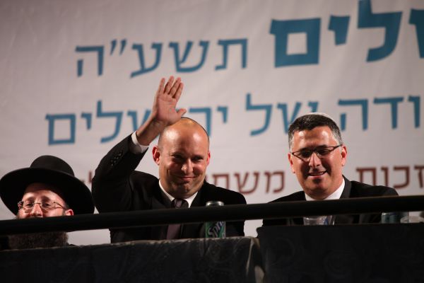 הבעיה מולה ניצבים בנט וסער