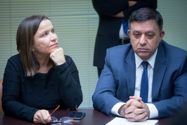 יחימוביץ' מונתה ליו"ר האופוזיציה במקום לבני