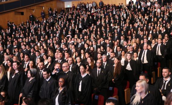 בשורה למתמחים: שינוי ציון עובר בבחינות הלשכה האחרונות